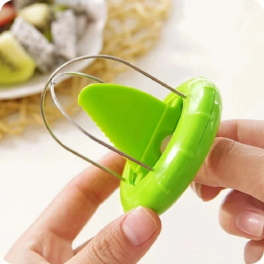 Quick Kiwi Cutter & Peeler — Ready in One Slice
